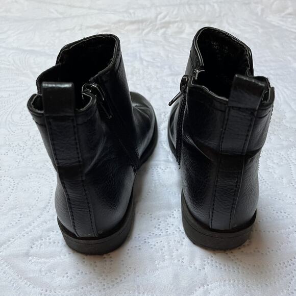 Mini Mia Solid Chelsea Boots Size 11 - Picture 6 of 9